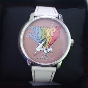 coach snoopy watch